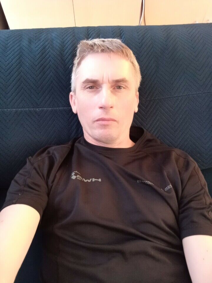  49972245  , 45 ,    