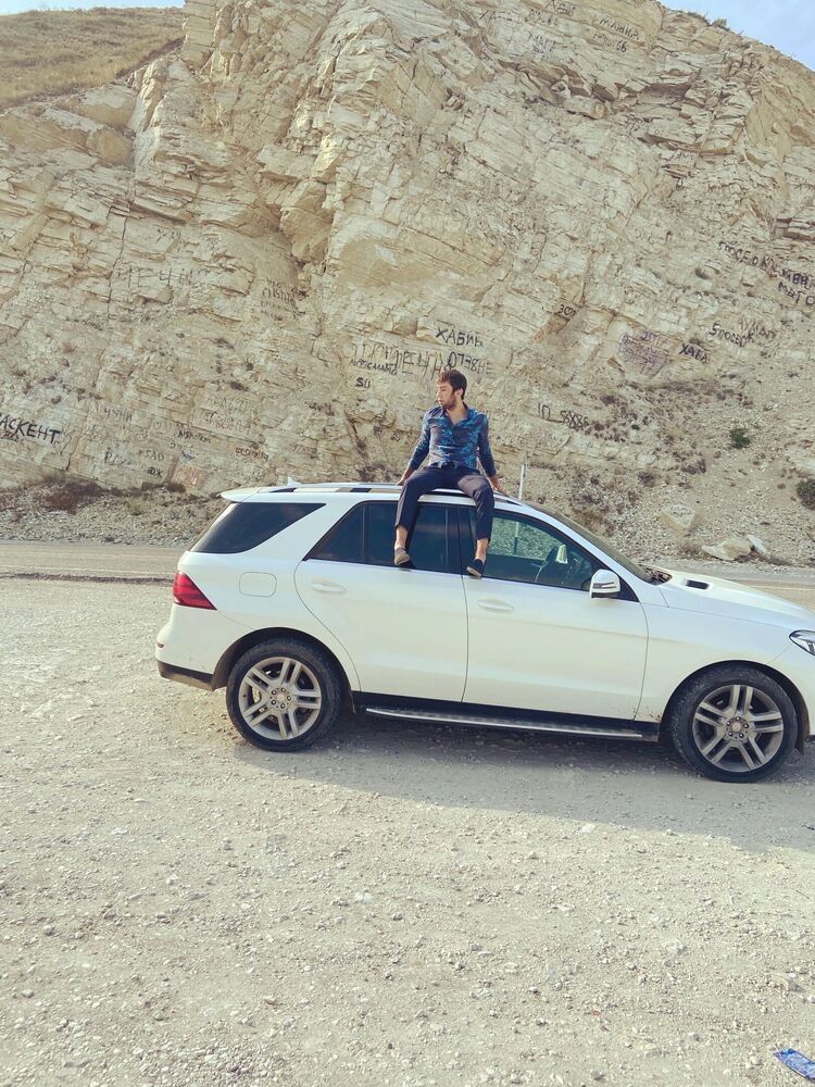  35863015  , 30 ,    --