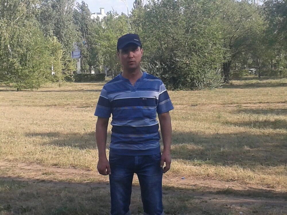  7977875  Mitya, 51 ,    