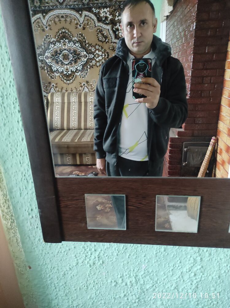  52980165  Vasea, 40 ,    