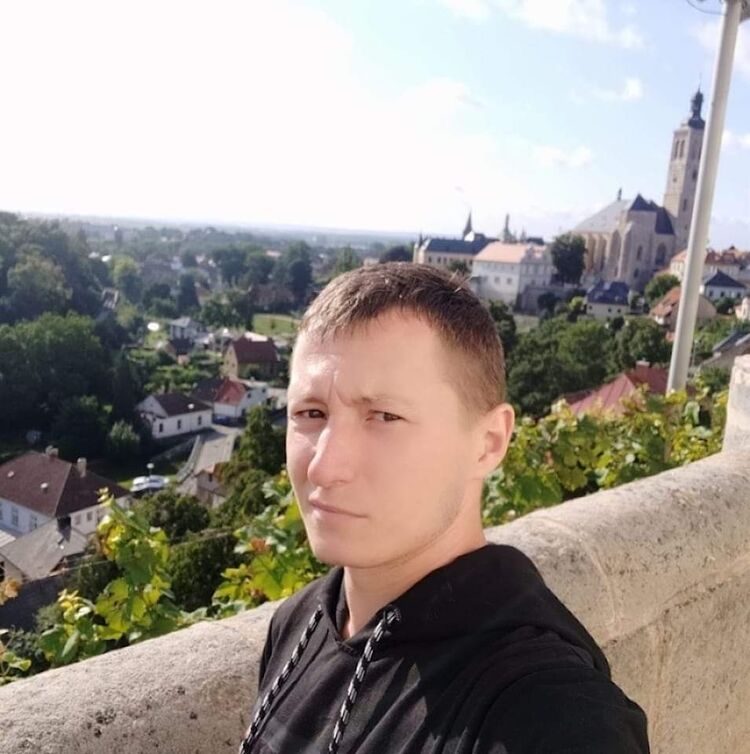  Plzen,   Yurii, 31 ,   ,   , c , 