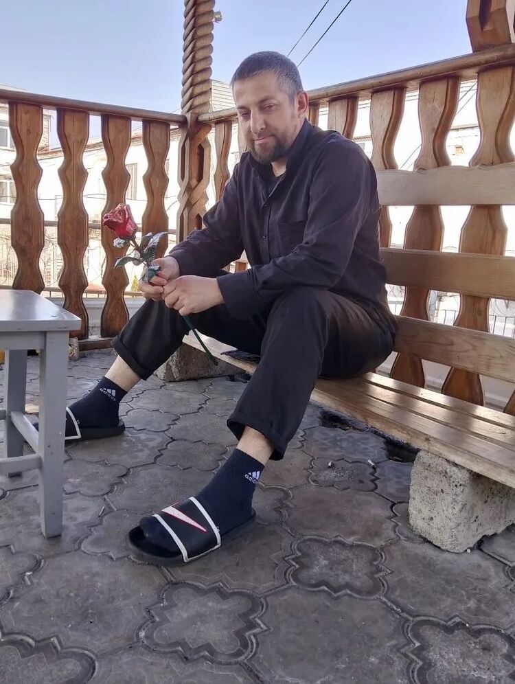  49832345  , 38 ,    