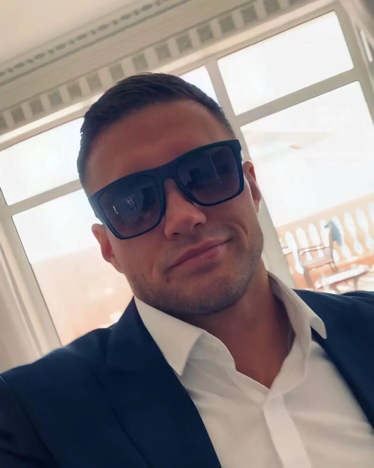  31814925  , 40 ,    -