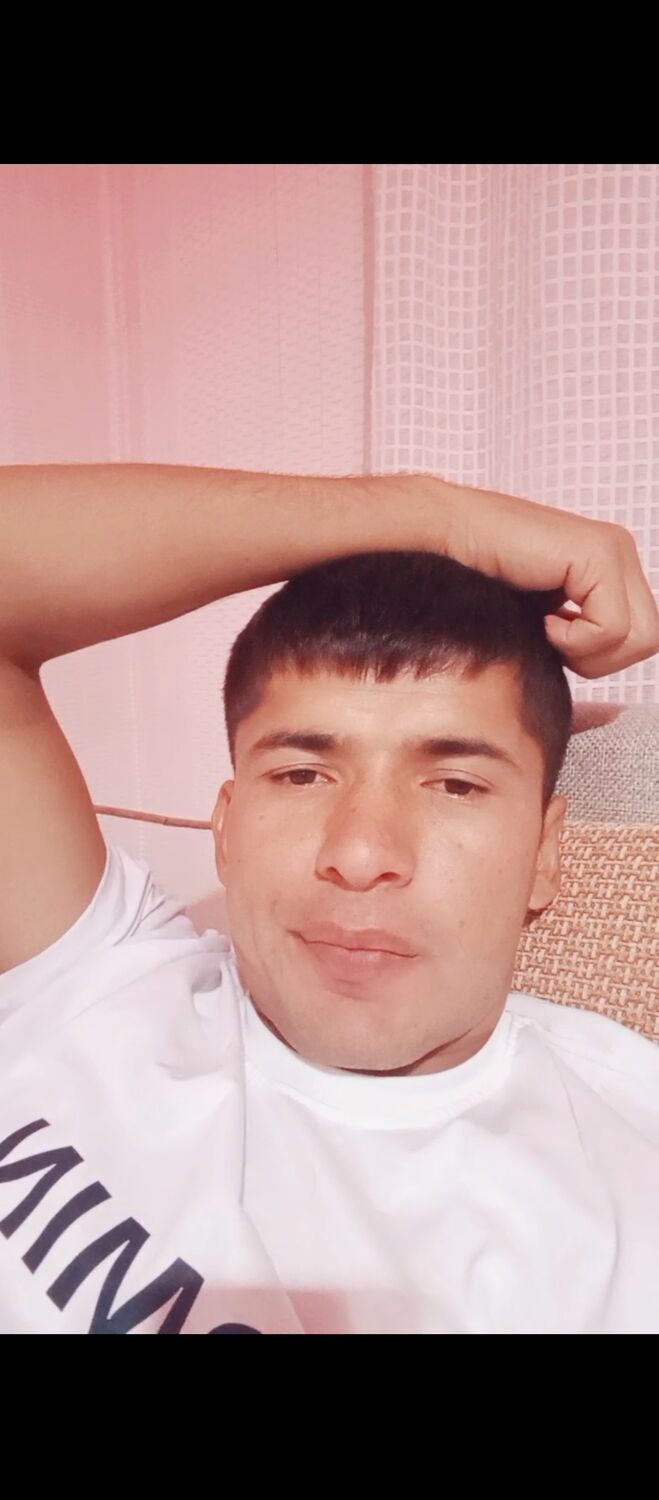  45976575    , 32 ,    