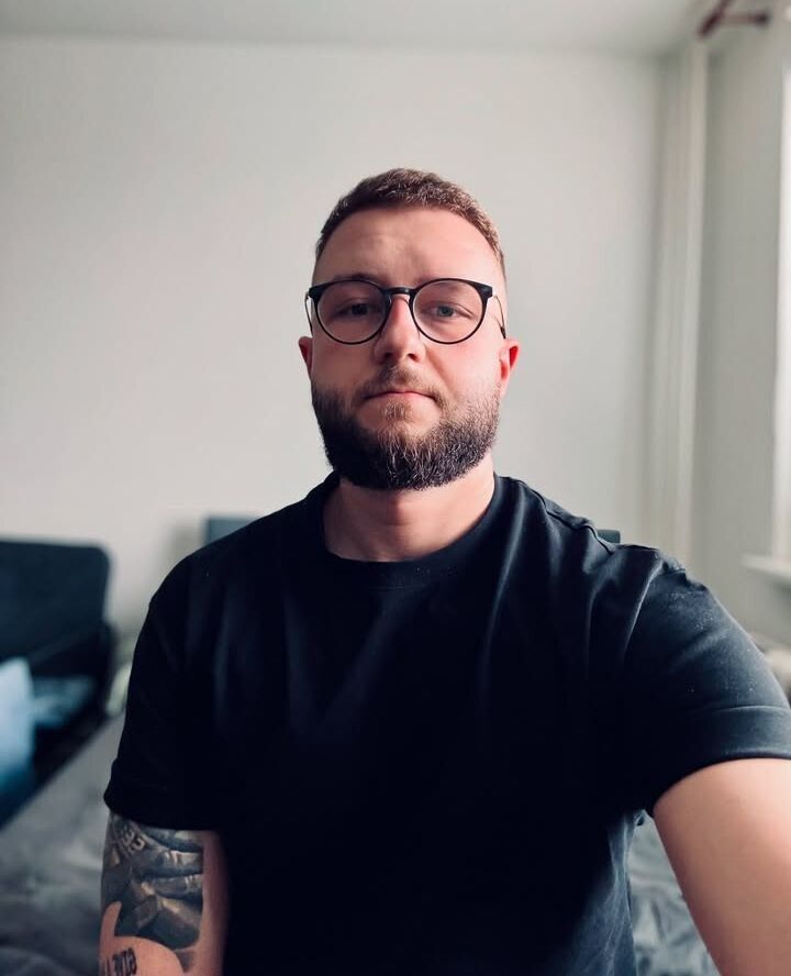  51179505  , 33 ,    -