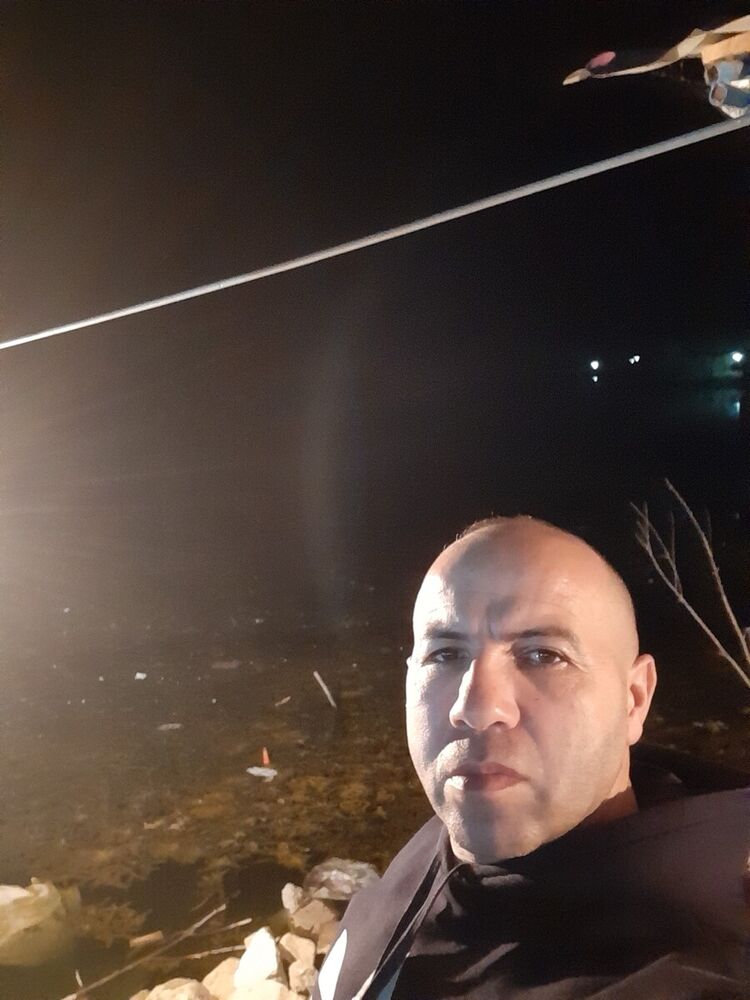  22543215  Samir, 40 ,    