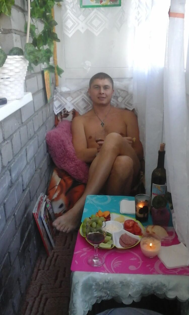   ,   Pavel, 40 ,   ,   