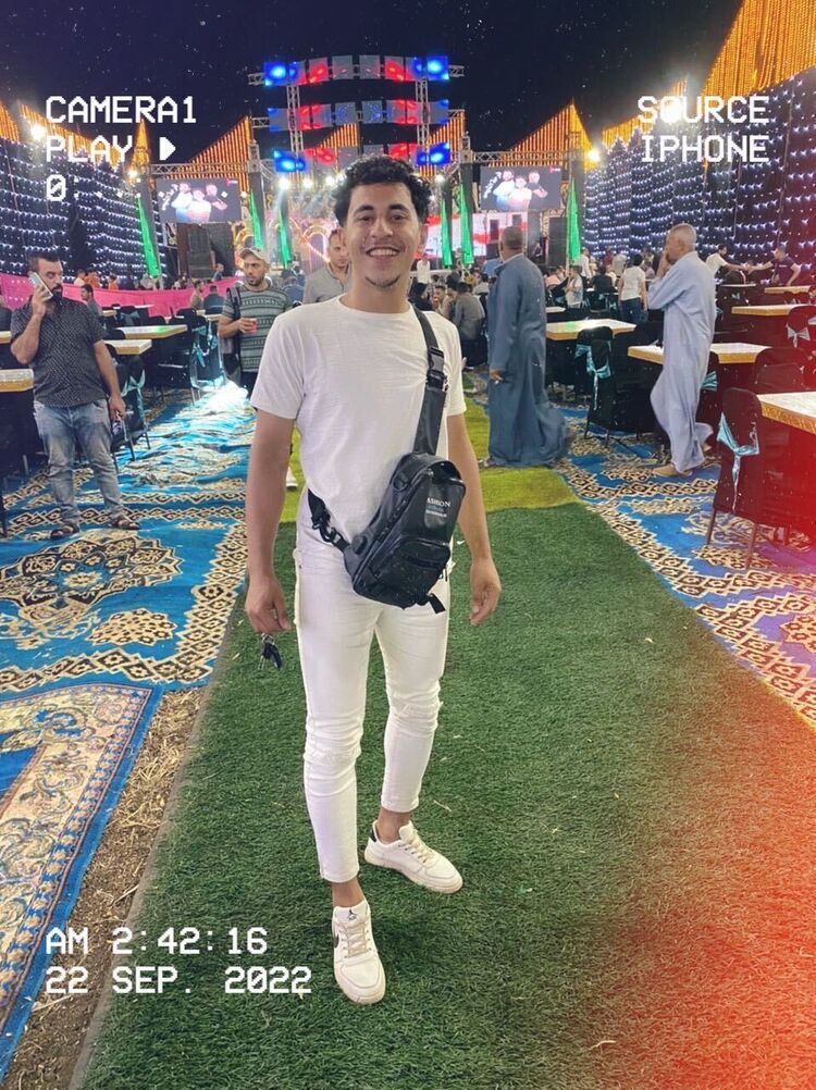  ,   Hady, 25 ,   ,   