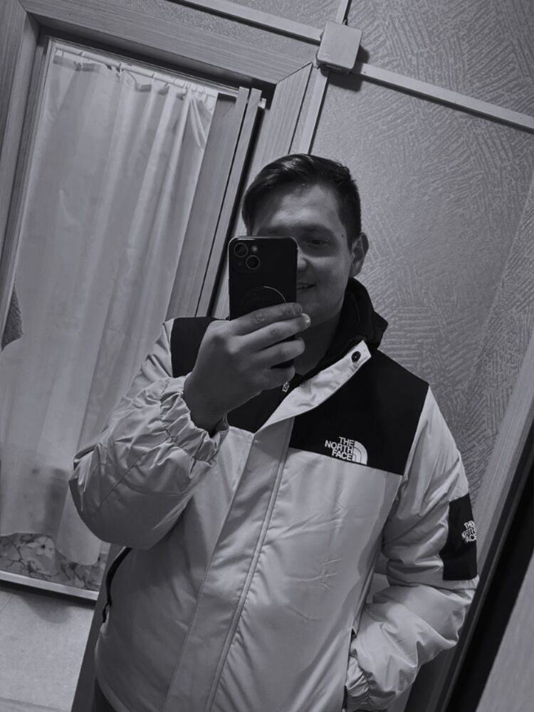  54551005  Alexander, 26 ,    