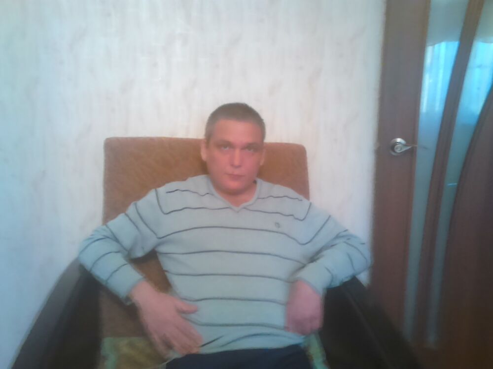  11628165  Aleks, 45 ,    