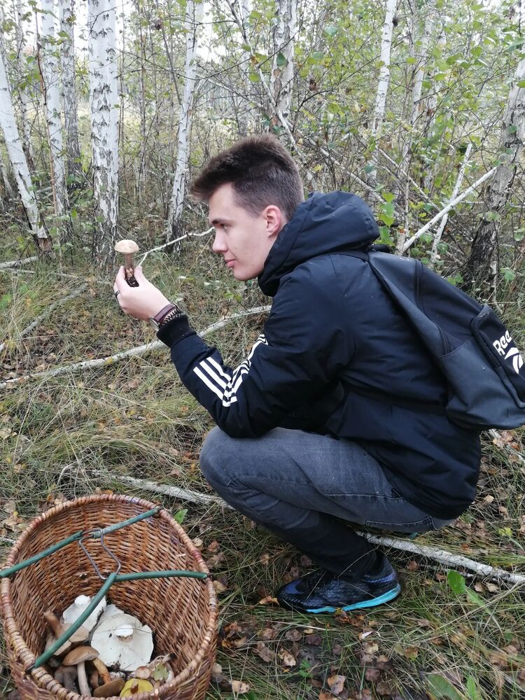  ,   Yaroslav, 25 ,   ,   , c , 
