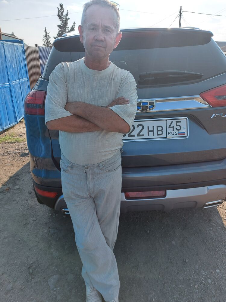  28865515  Oleg, 62 ,    