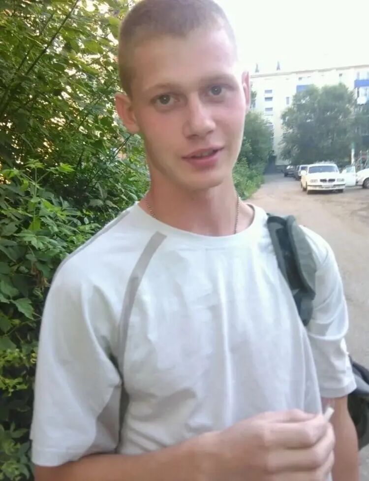  46702785  , 31 ,    