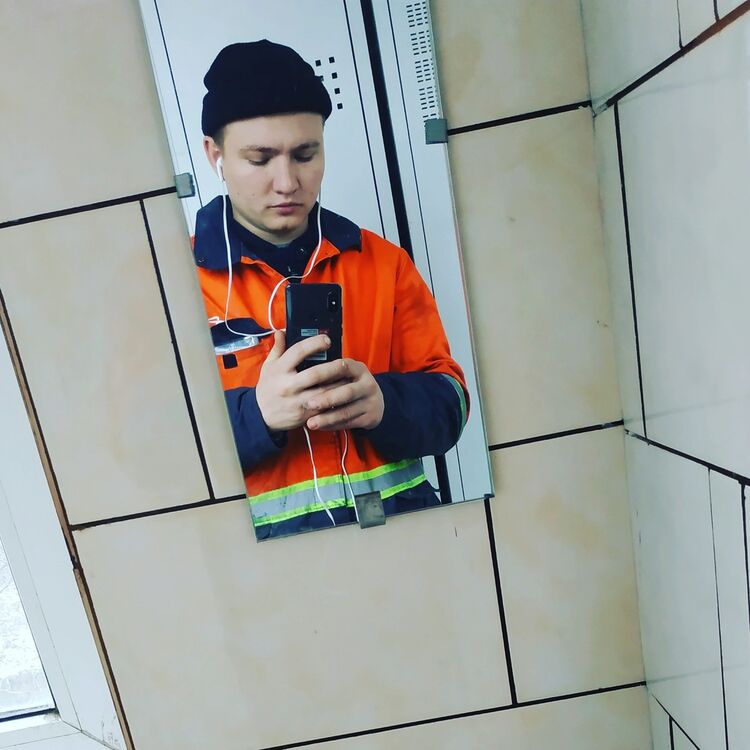  ,   Leonid, 27 ,   ,   , c 