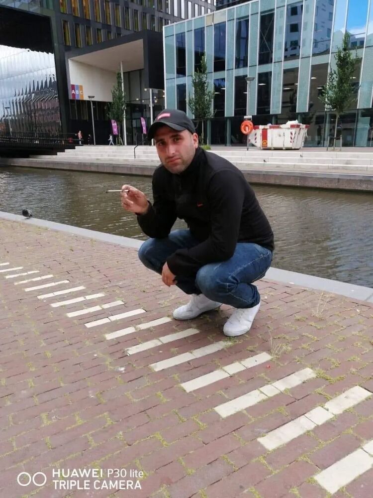  ,   Mikheil, 28 ,   ,   , c 