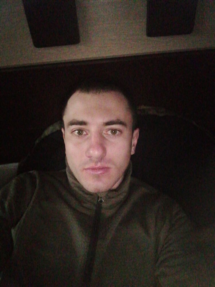  33200835  , 28 ,    