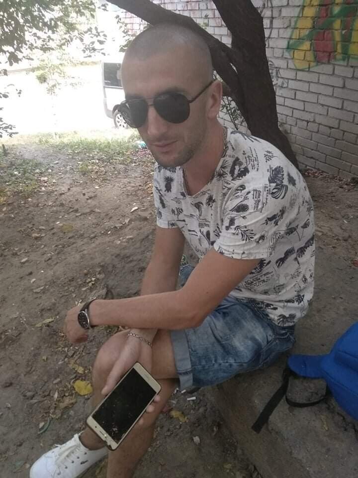  ,   Sasha, 32 ,   ,   