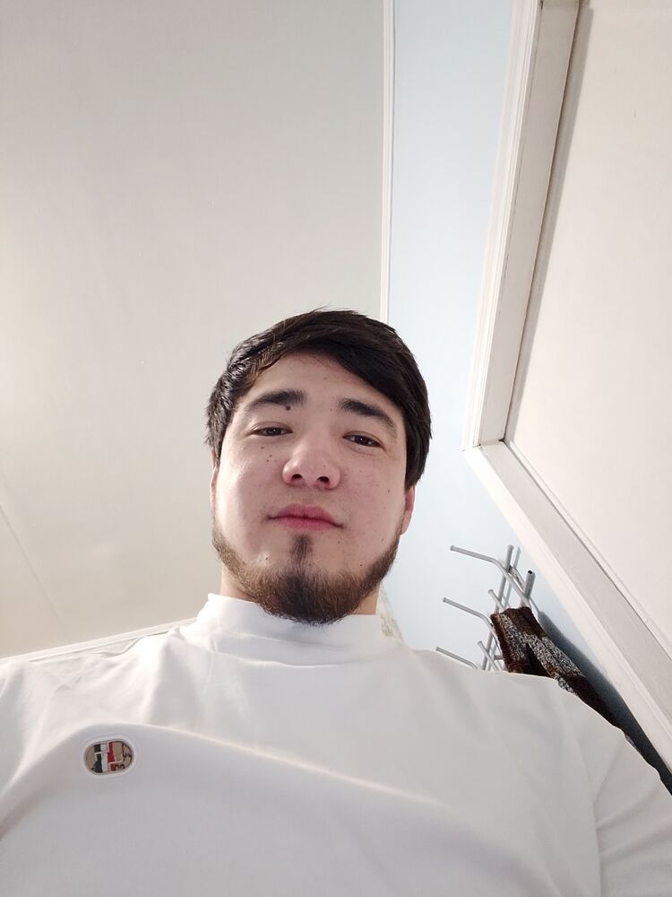  52017035  Goga, 25 ,    