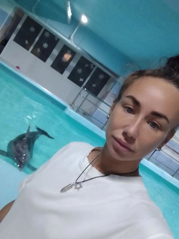  ,   Sasha, 37 ,   ,   