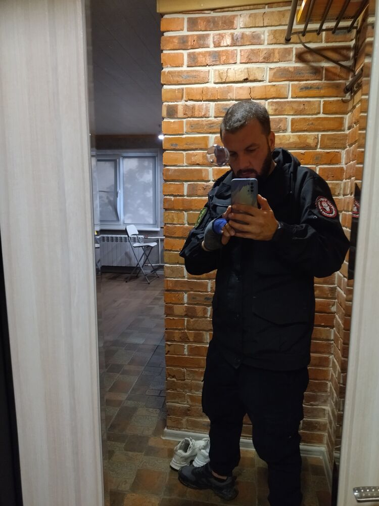  32233165  , 33 ,    