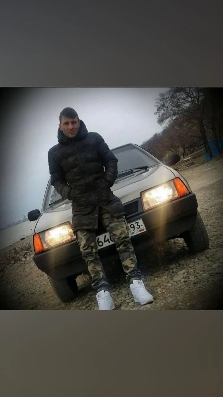  43493475  , 37 ,    