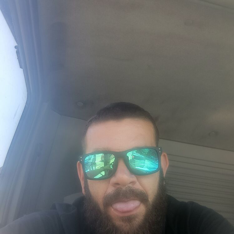  53067655  , 37 ,    