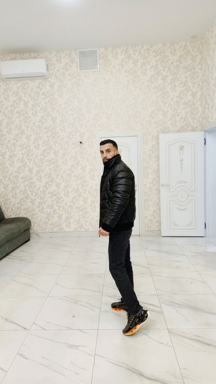  ,   Hido, 35 ,   ,   