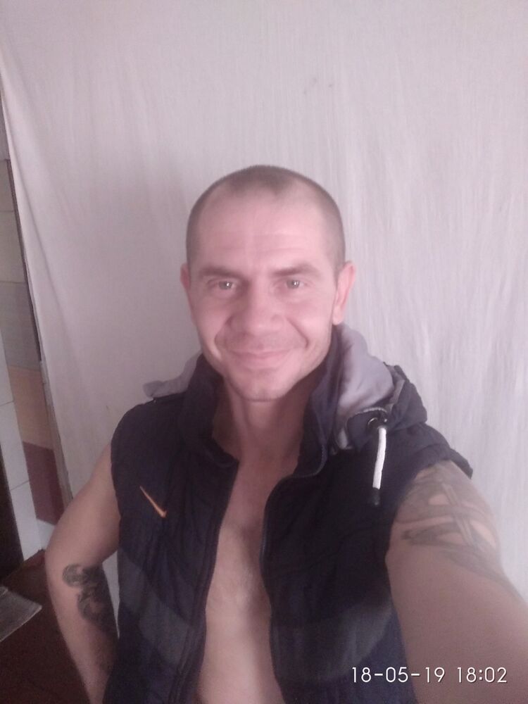   ,   Tamir, 41 ,     , c 