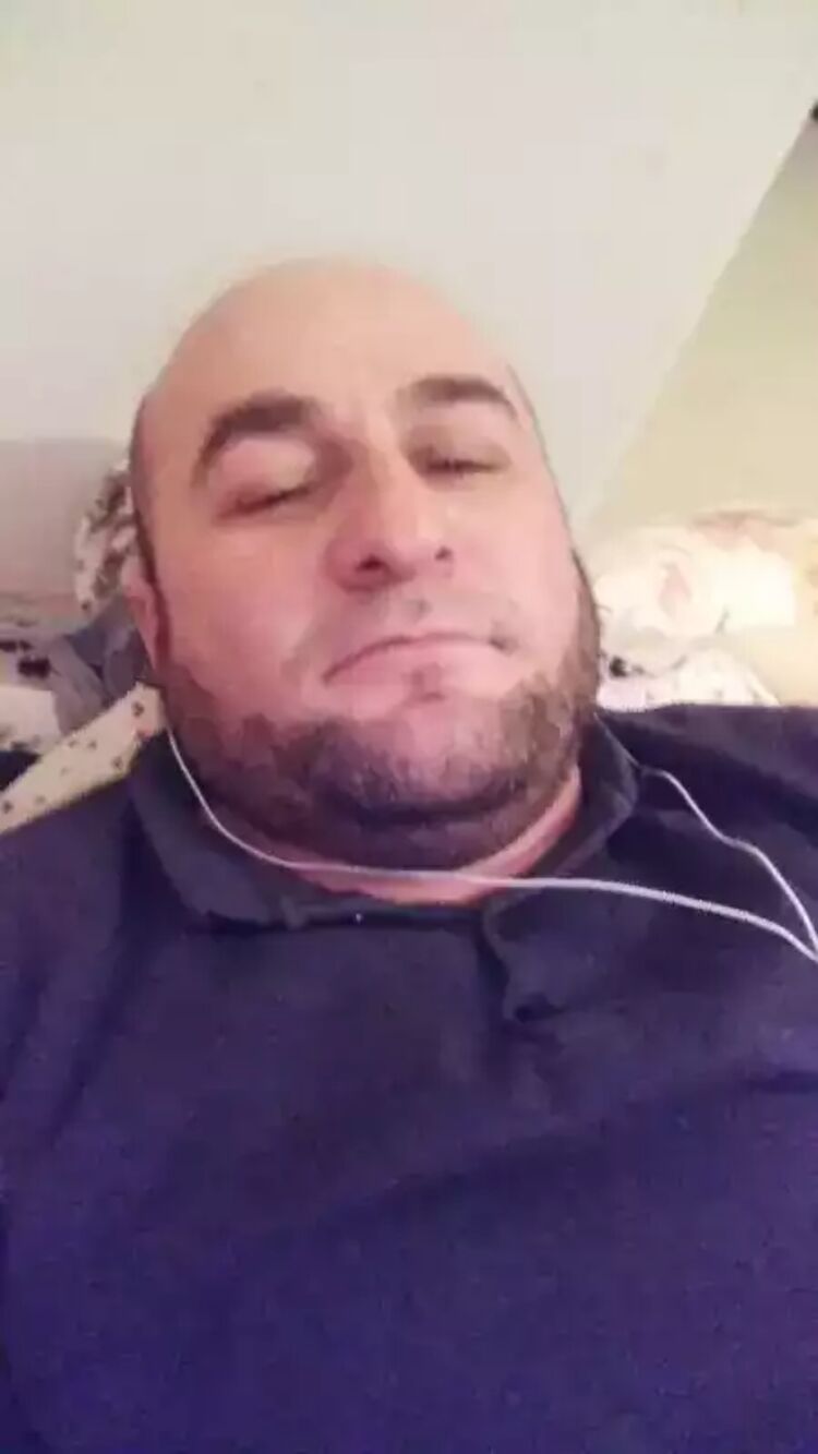  30344795  , 44 ,    -
