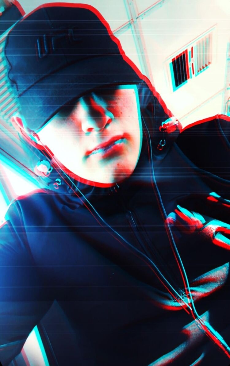  25989485  , 22 ,    