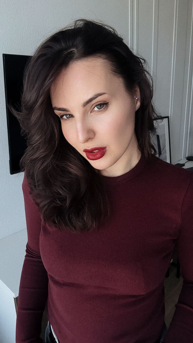  54263825  , 34 ,    -