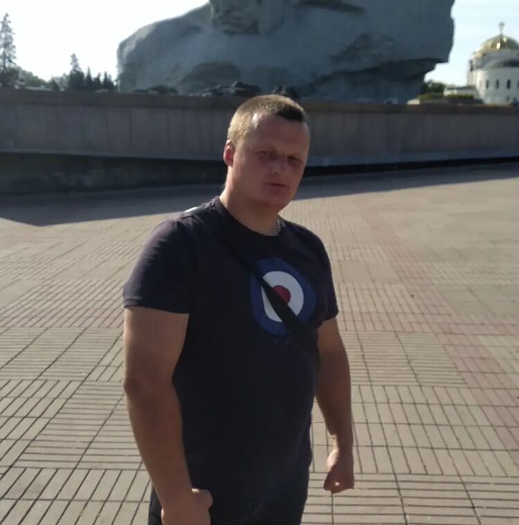  44149295  , 33 ,    