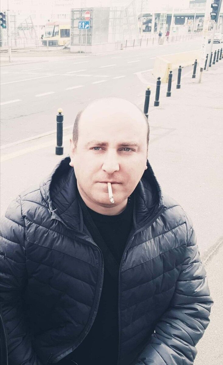  15977775  Temuri, 40 ,    