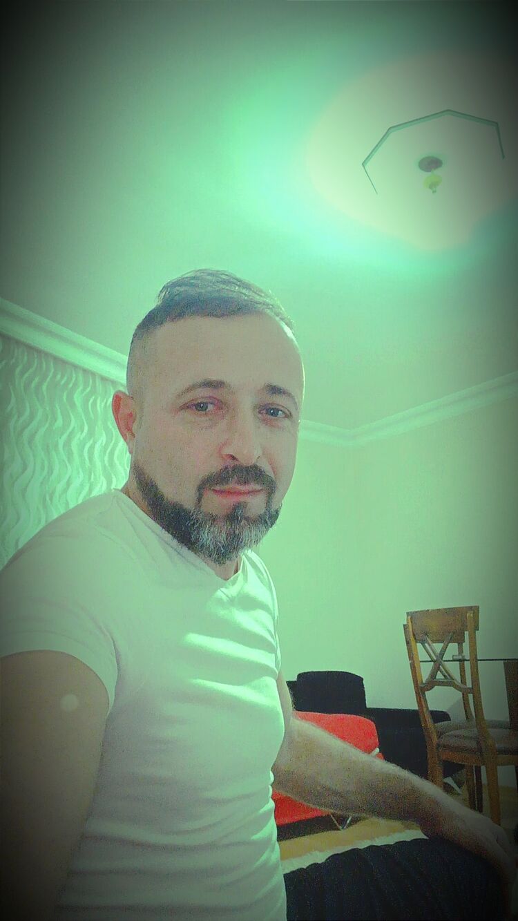  38980865  Serkan, 38 ,    