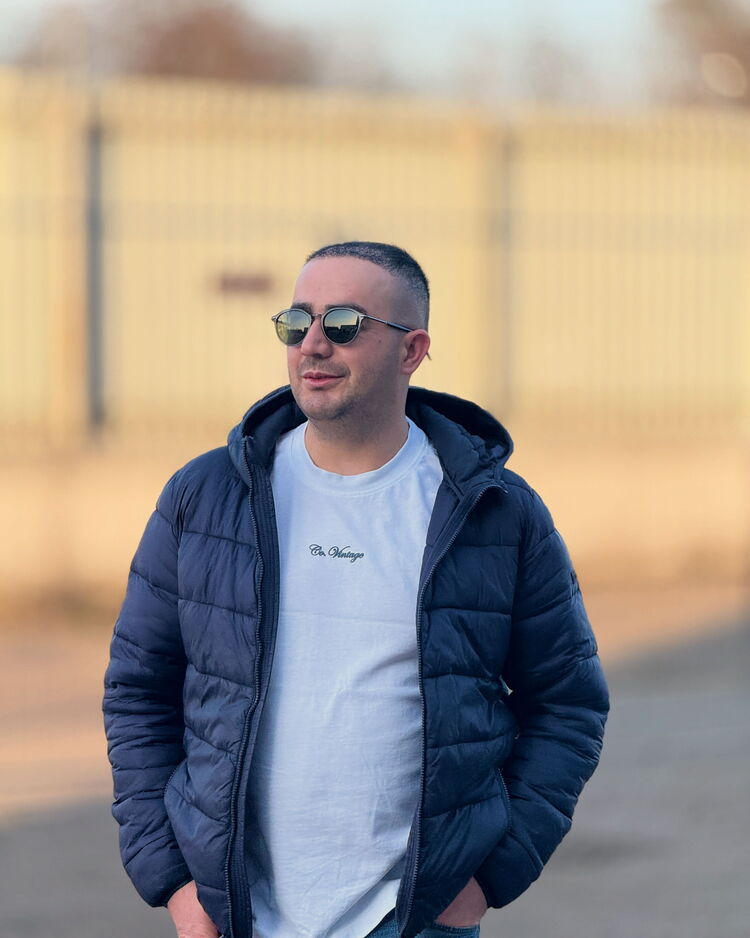 ���������� �����������, ���� ������� Mustafa, 32 ����, ������������ ��� c�������� ���������, ���������