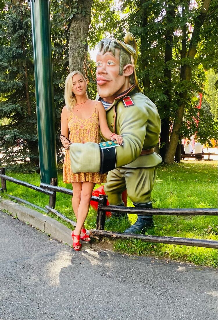  53076885  , 43 ,    -