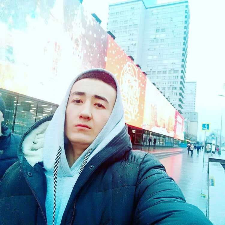  ,   Alijon, 29 ,   