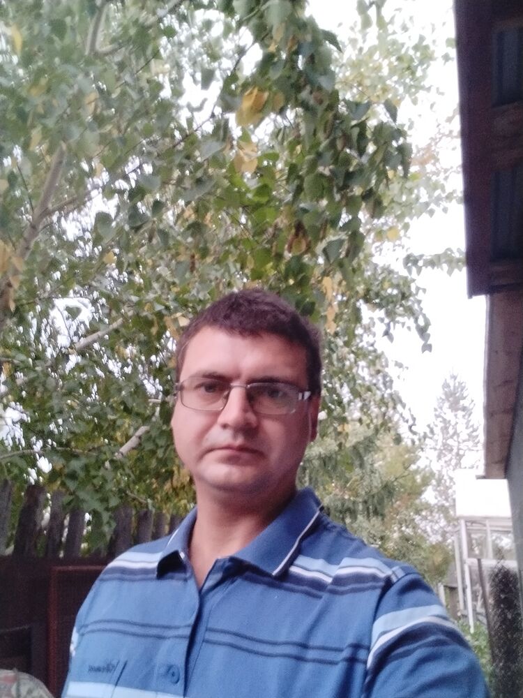  ,   Anton, 41 ,   ,   