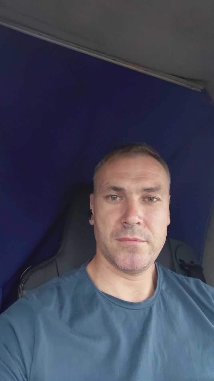  54013945  Petr, 38 ,    Deleted