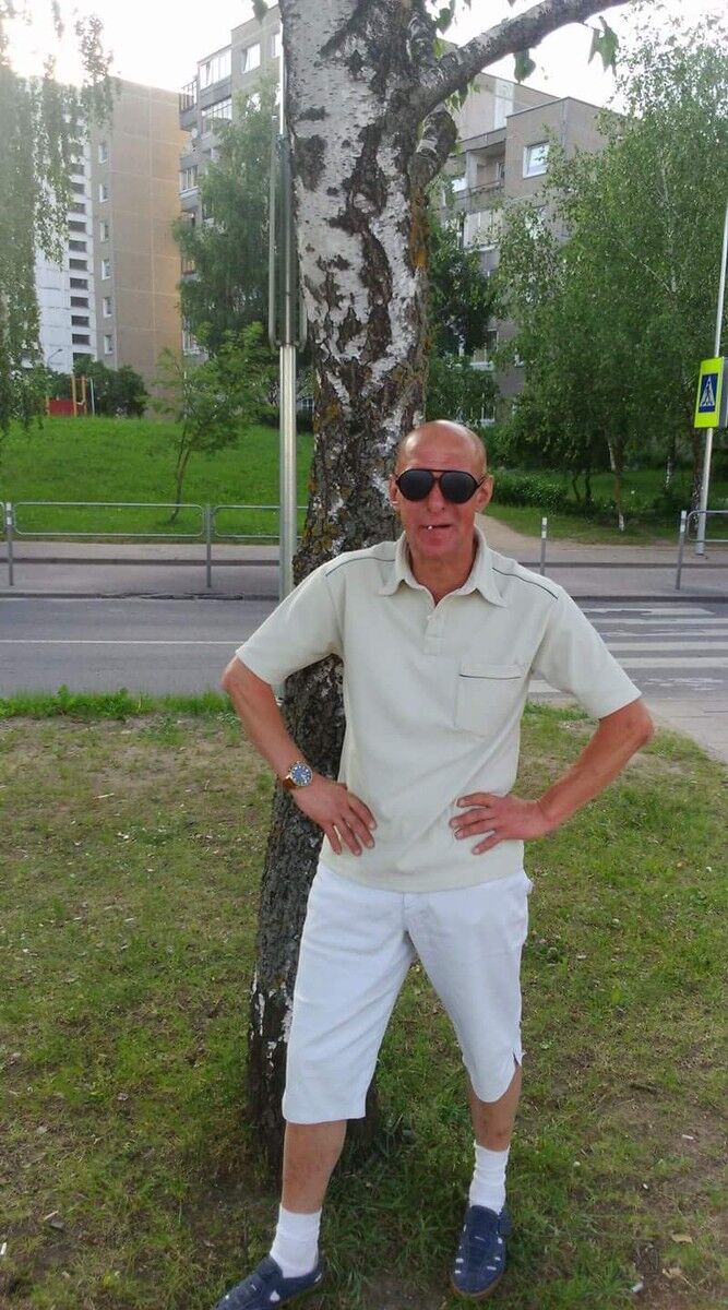  ,   Aleksandr, 53 ,   ,   , c 