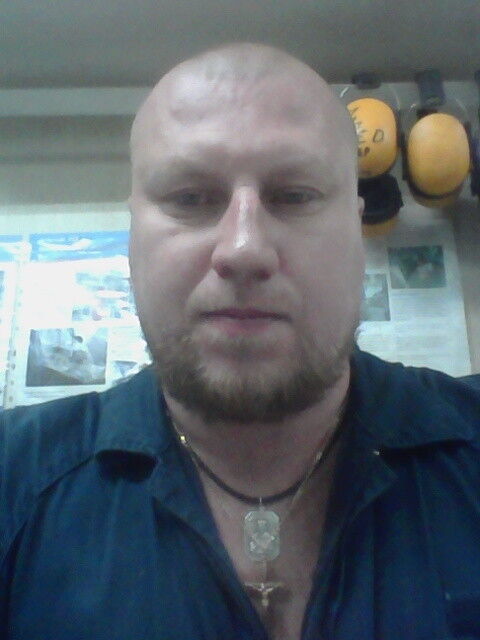  11337885  Sasha, 46 ,    