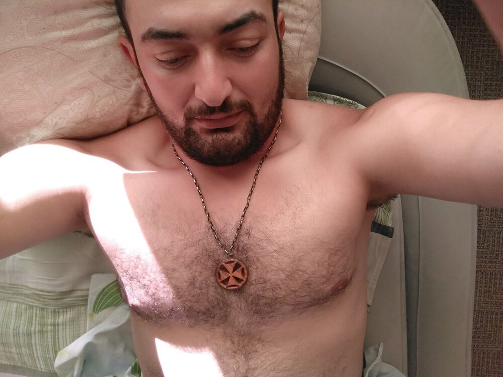  ,   Gagik, 36 ,   