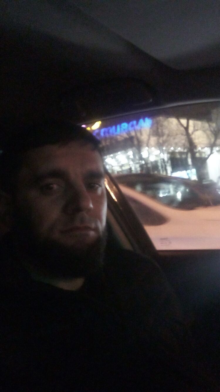  49891585  , 35 ,    