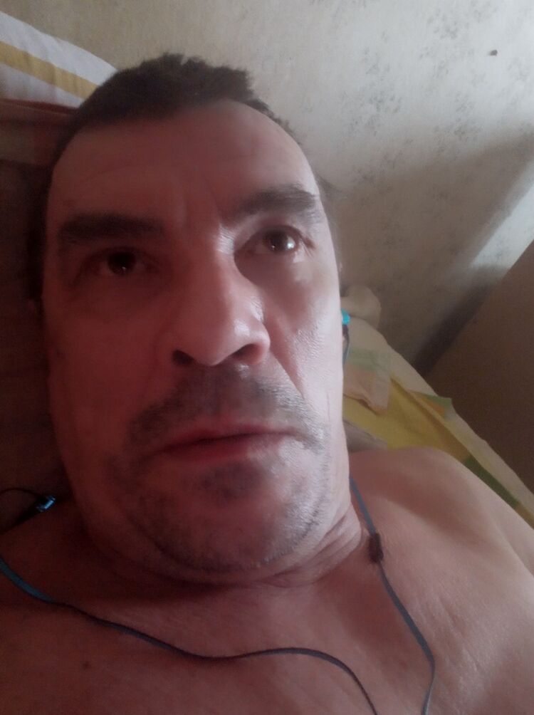  19466925  Ihor, 66 ,    