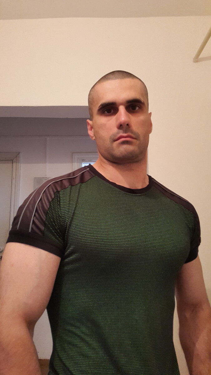  13287685  BANE, 37 ,    