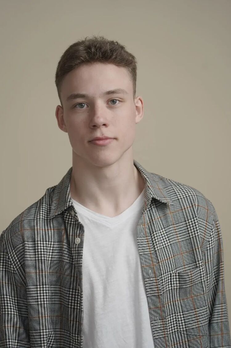  ,   Danil, 20 ,   ,   