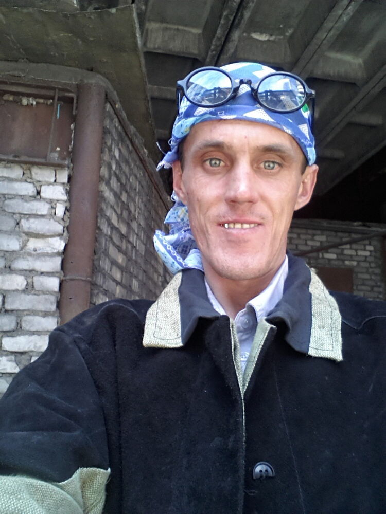  ,   Maks, 47 ,   ,   , c 