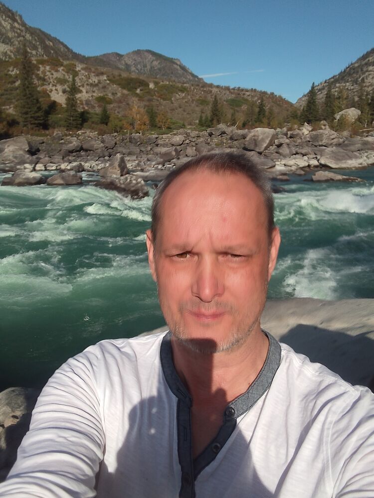  53818705  , 51 ,    --