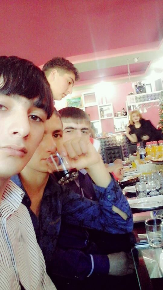  ,   RAZMIK, 29 ,   