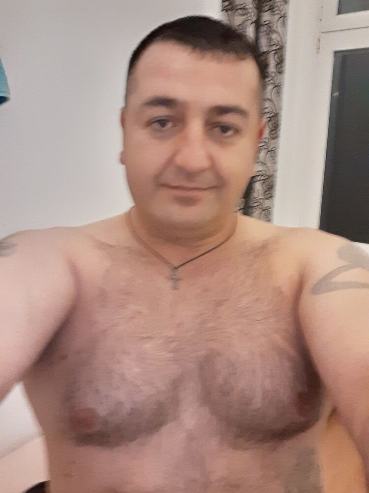  18666895  , 43 ,    